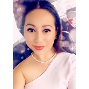 Meet your Posher, Alejandra